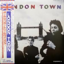 Wings - London Town (+ Poster!)
