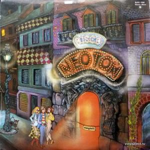 Neoton Familia - Neoton Disco