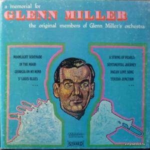 Glenn Miller Orchestra - A Memorial For Glenn Miller